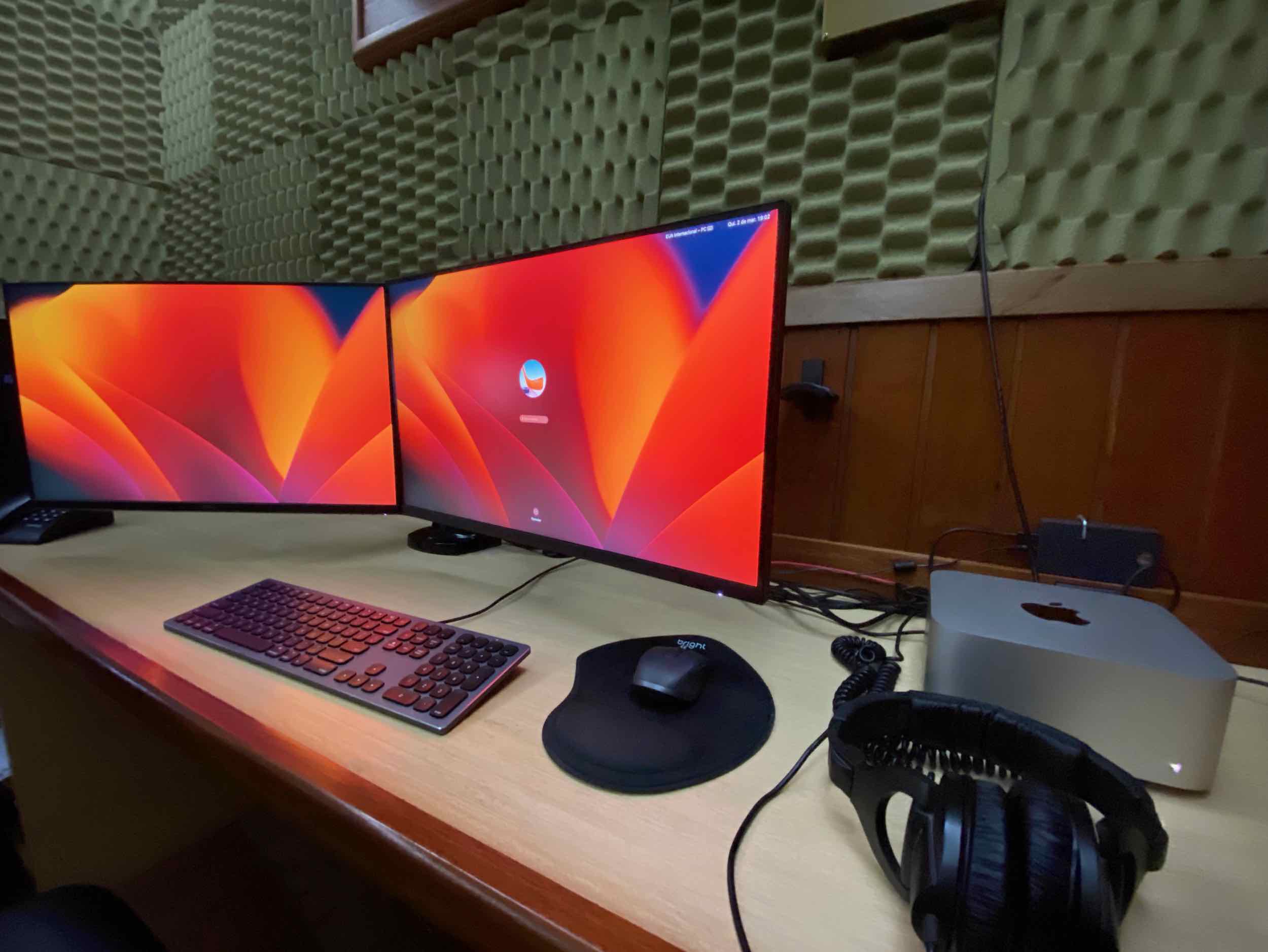 image of transcription room